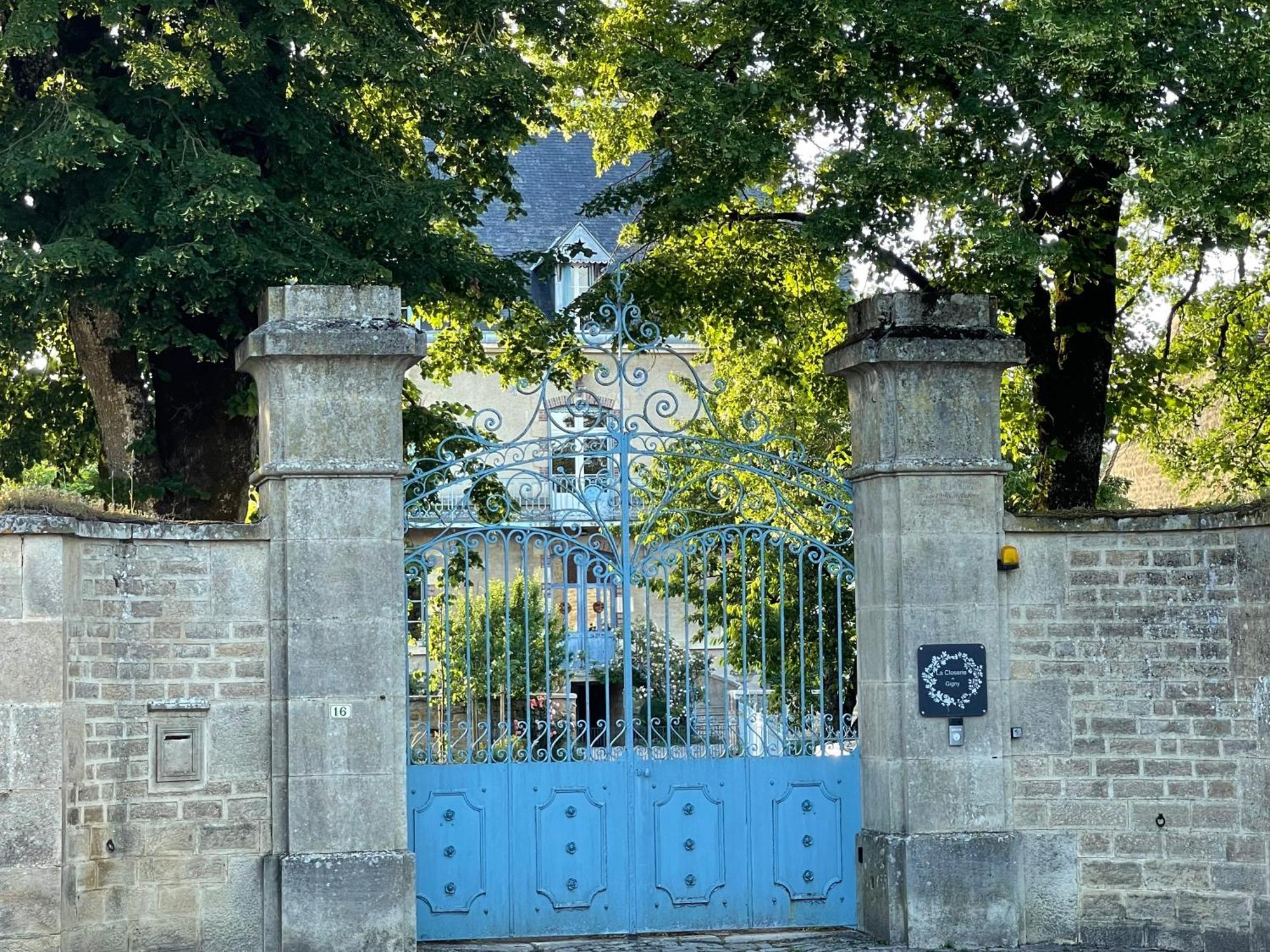 La Closerie De Gigny Maison Templiere Avec Piscine,Jacuzzi Exterior foto
